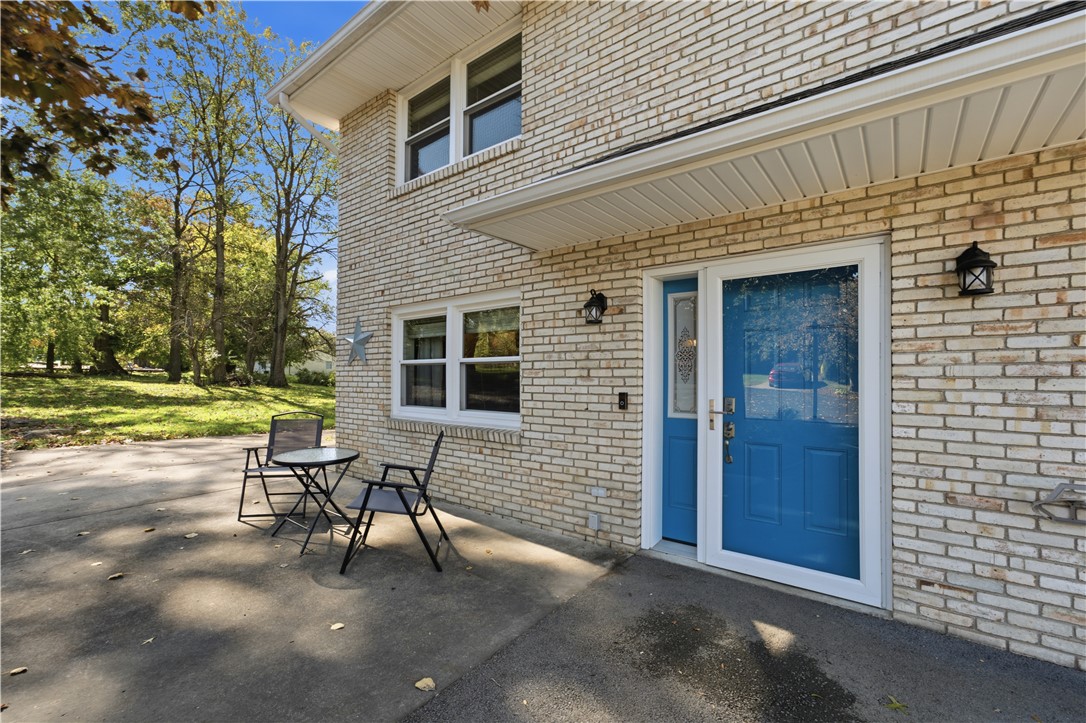 22 Pine Dr — photo