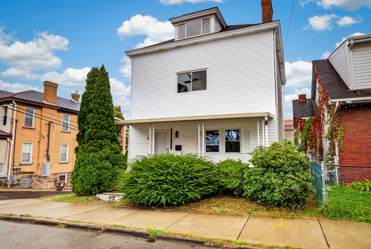 16 E Meyers Street — photo