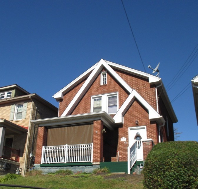 3158 May St — photo
