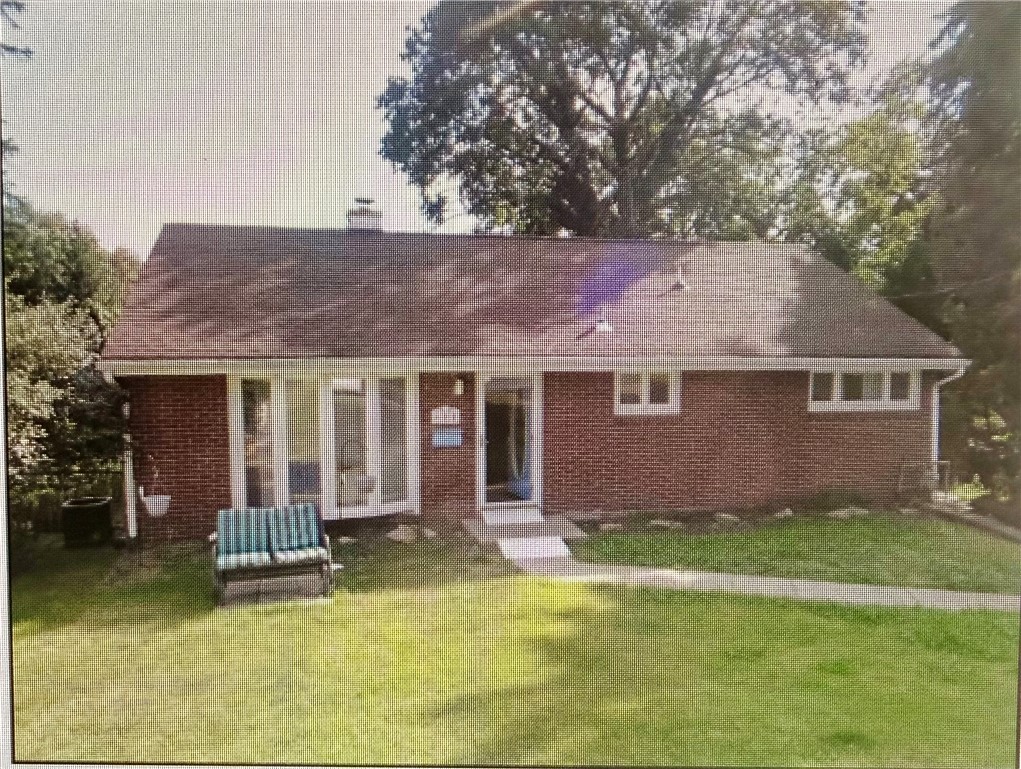 621 Springdale Dr — photo