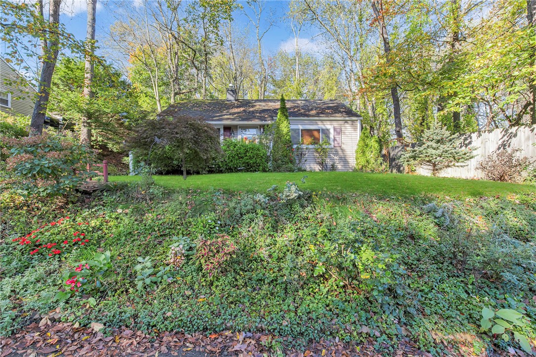 160 Neville Rd — photo