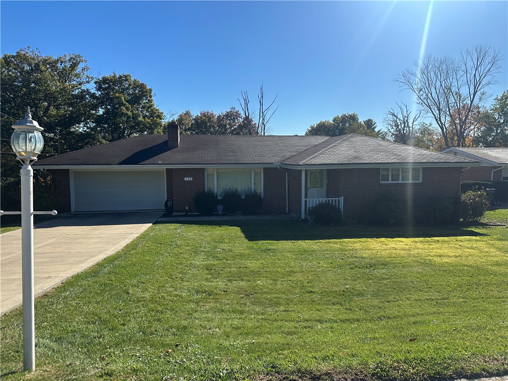 135 Dartmouth Way — photo