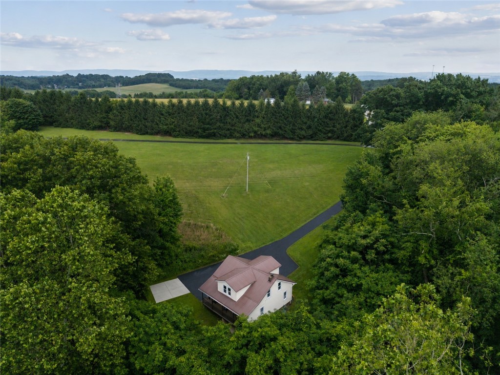 617 Pacek Rd — photo