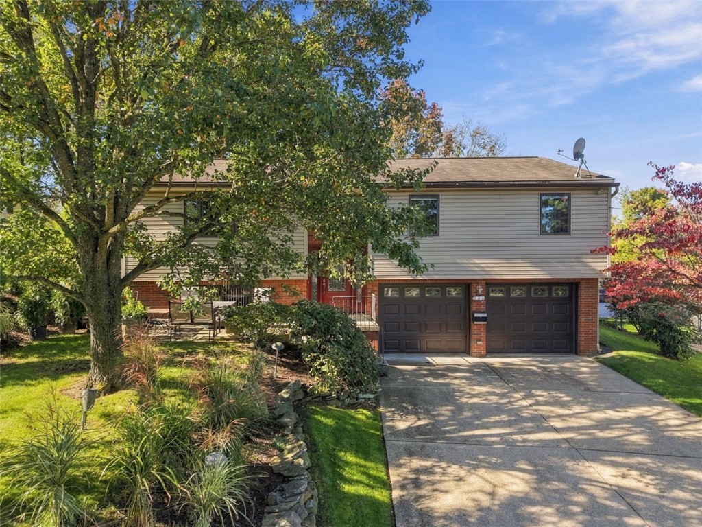 223 Shackelford Dr — photo
