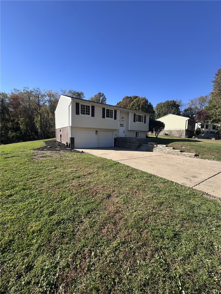 1048 Barnsley Dr — photo
