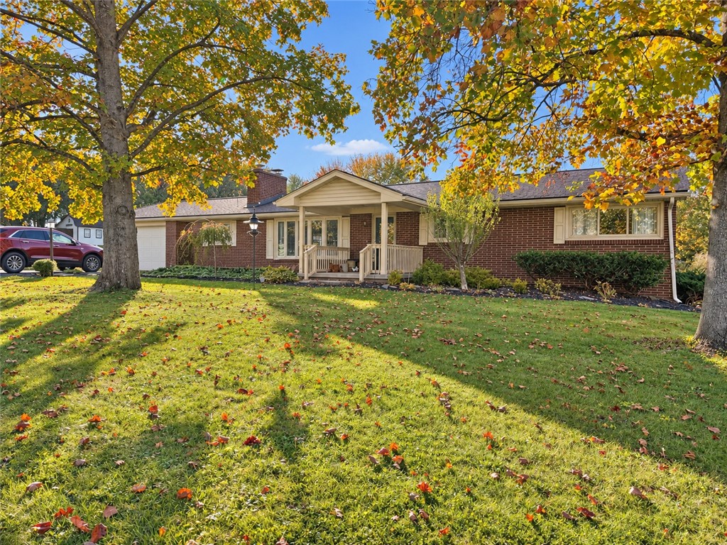 139 Lipinwood Dr — photo