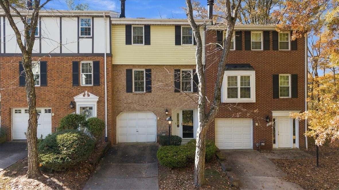 152 Aberdeen Dr — photo