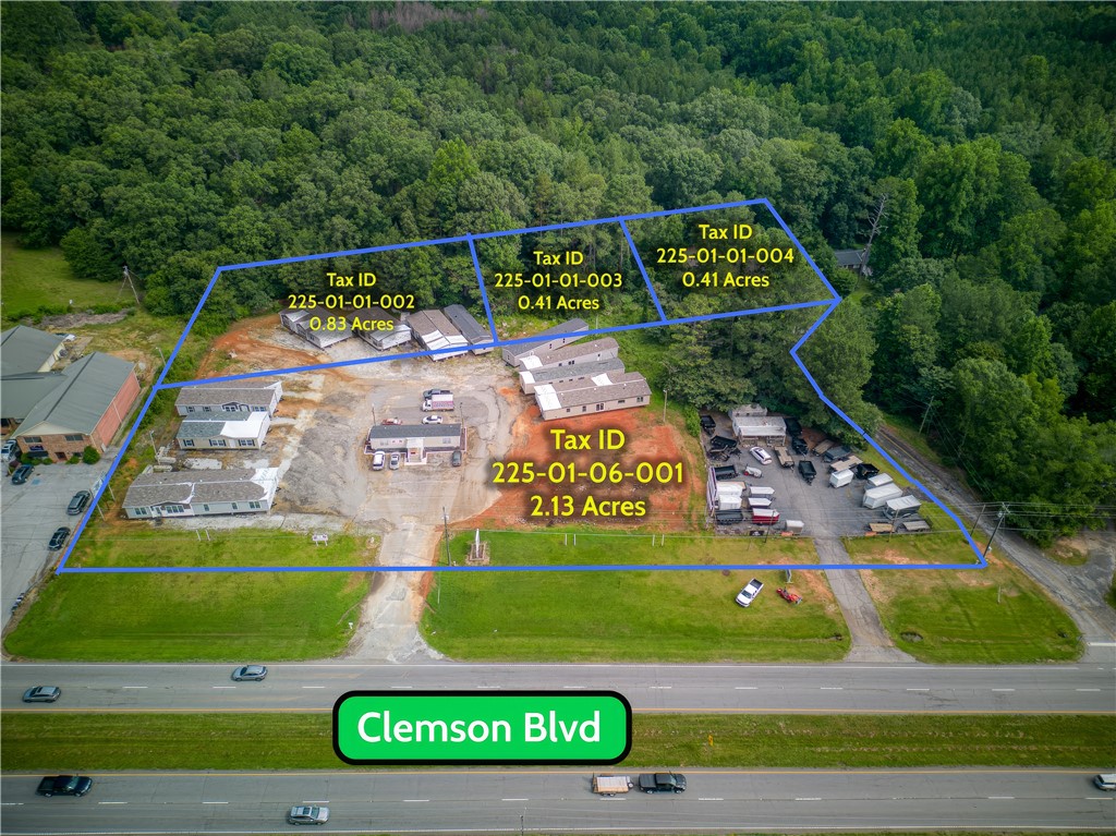 10149 and 10161 Clemson Boulevard — photo