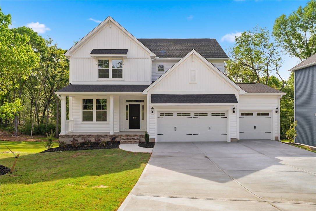 1112 Manse Jolly Road — photo
