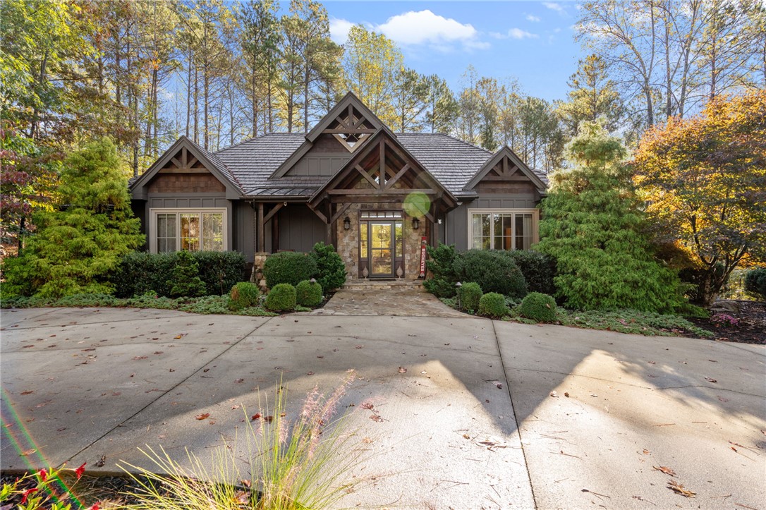 127 Muirfield Court — photo