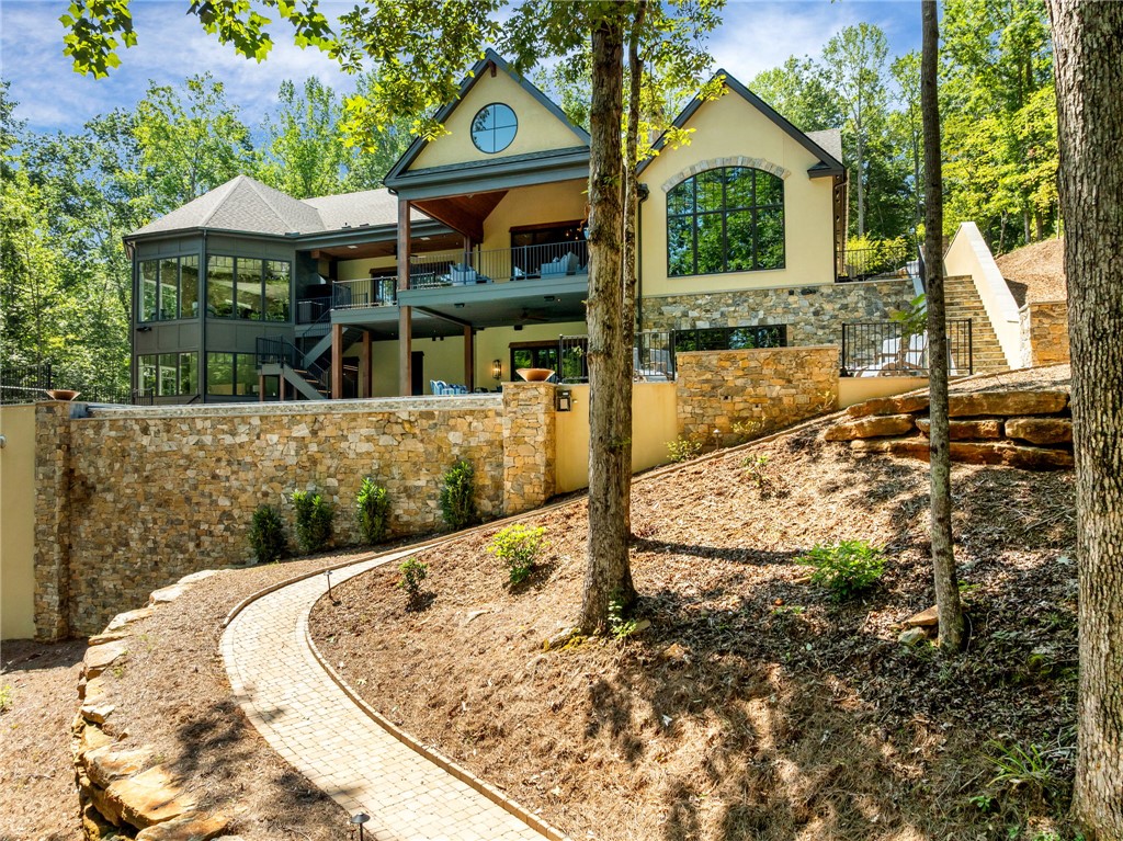 108 Ivey Hollow Court — photo