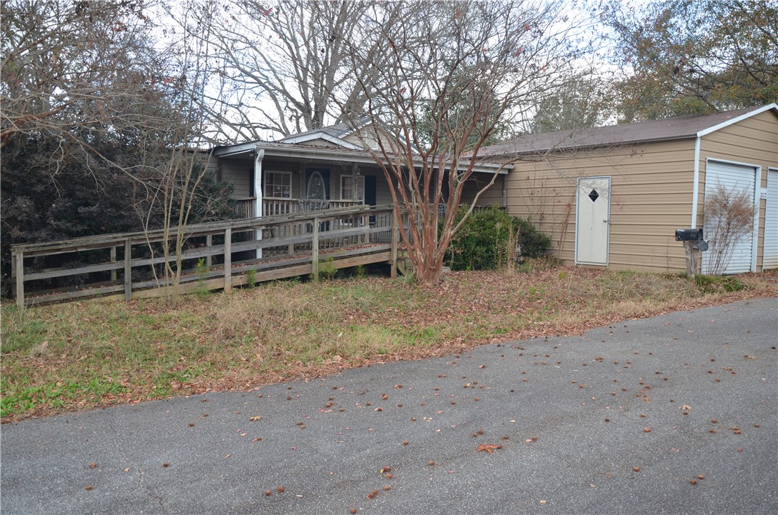 101 Mauldin Circle — photo