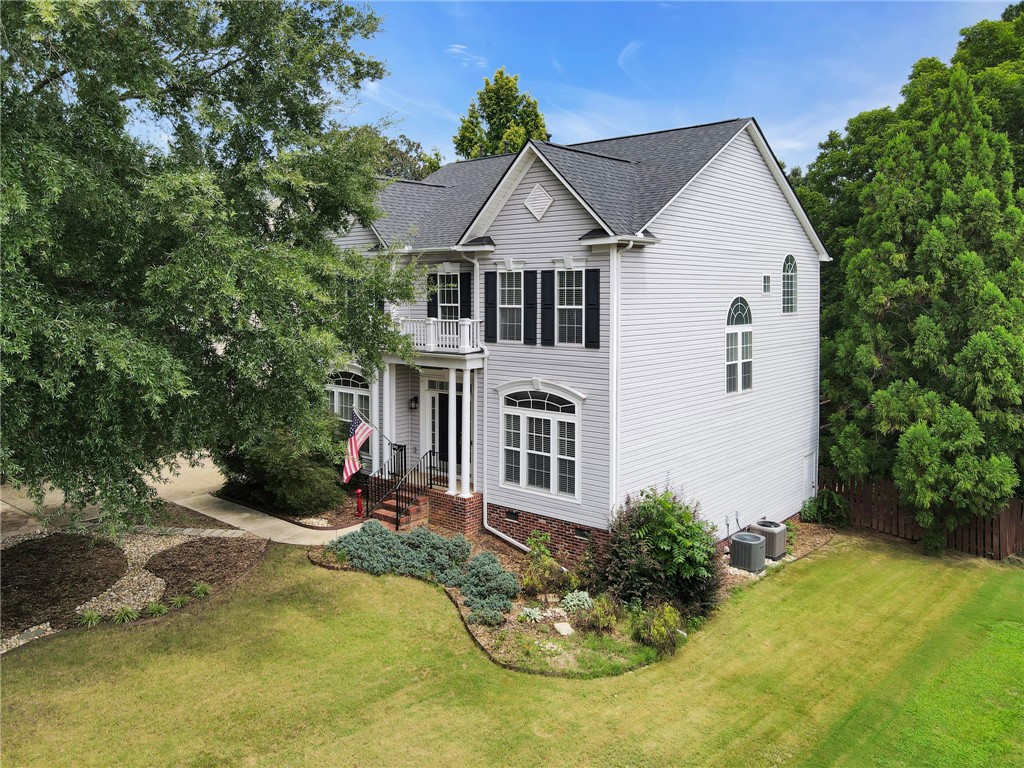 109 Guilford Drive — photo