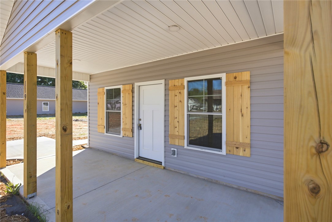 119 Riley Street, Westminster, SC 29693 — photo 2
