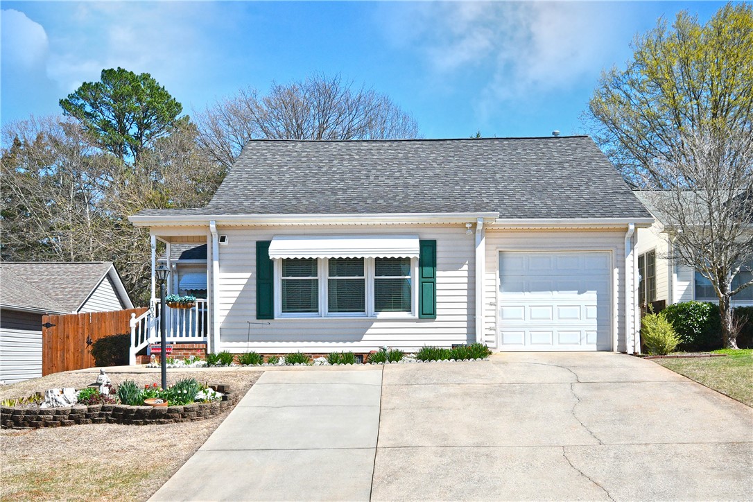 103 Baldwin Place — photo