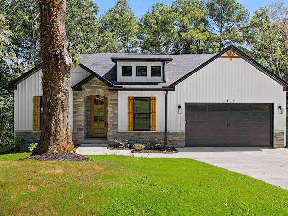 1409 Stonehurst Drive — photo