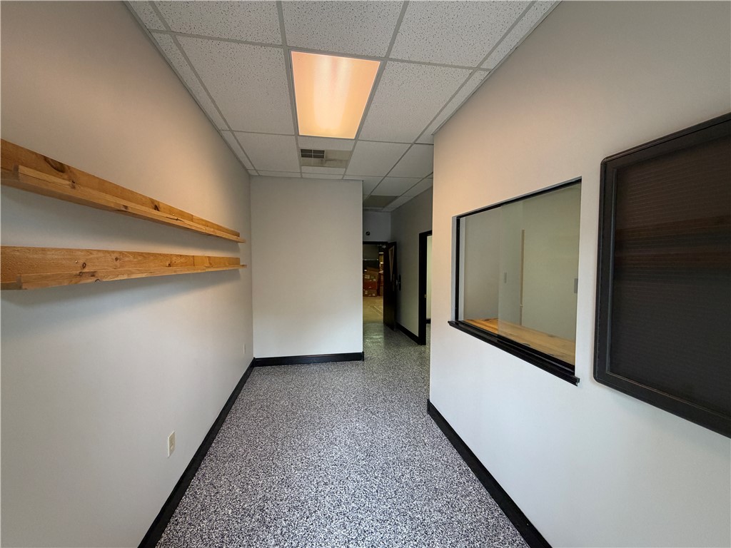 2514 River Road 105 — photo