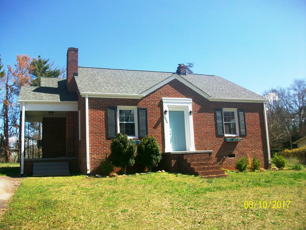 2040 Corinth Drive — photo