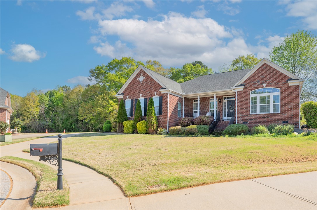 806 Hartscove Court — photo