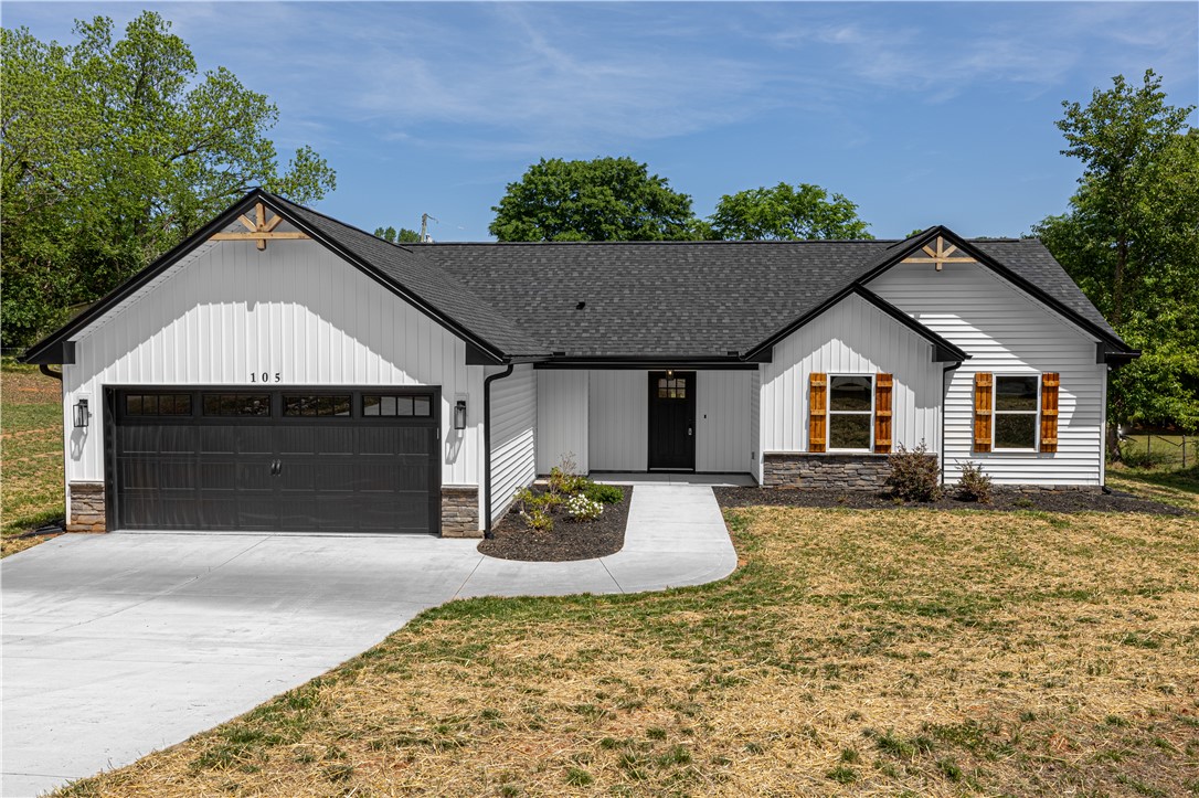 105 Leon Drive — photo