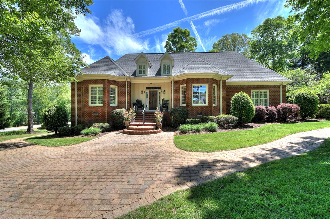 400 Four Lakes Drive — photo
