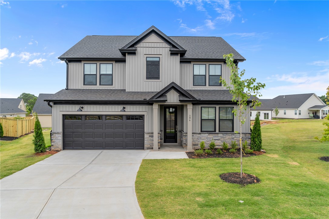 124 Tiger Lily Drive — photo
