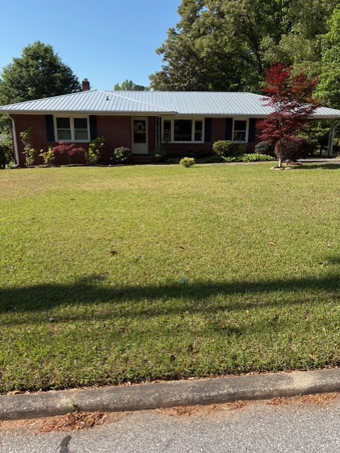 205 Sunset Drive — photo