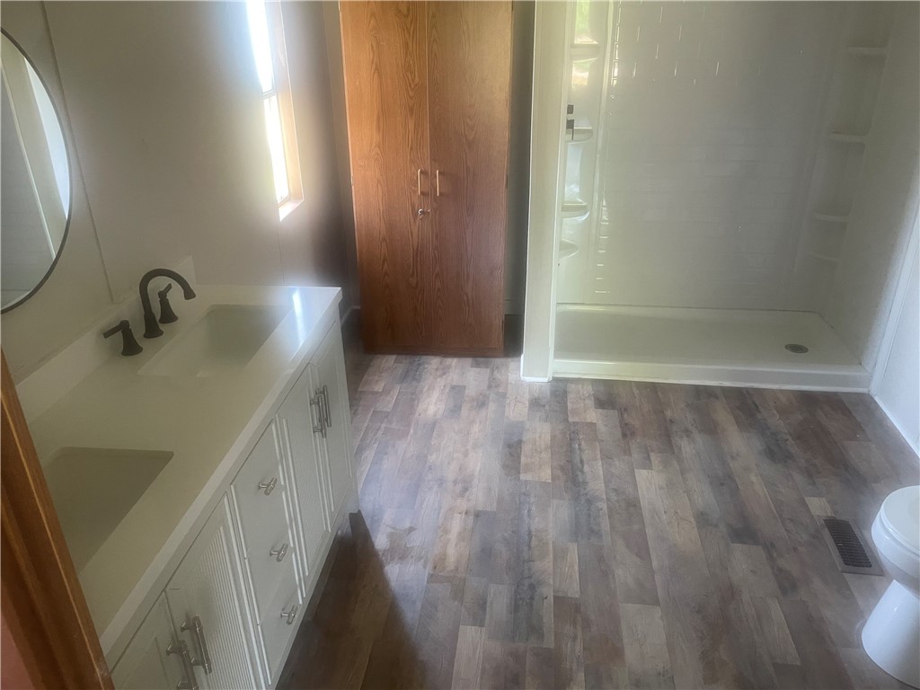 109 Desoto Street — photo