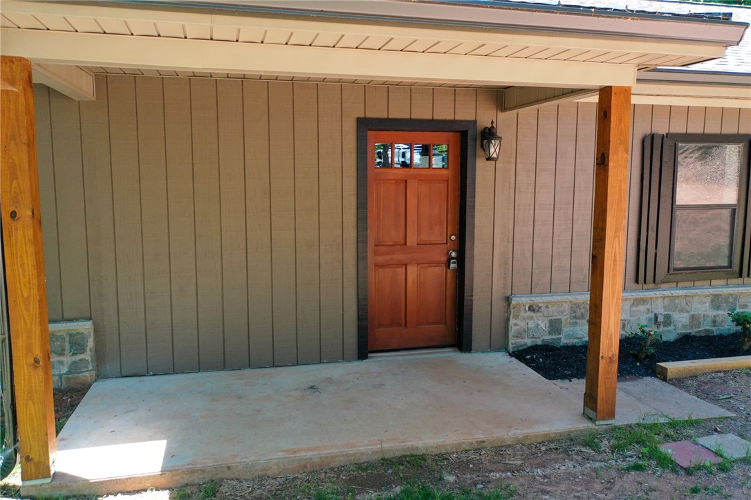 629 Laurel Drive — photo