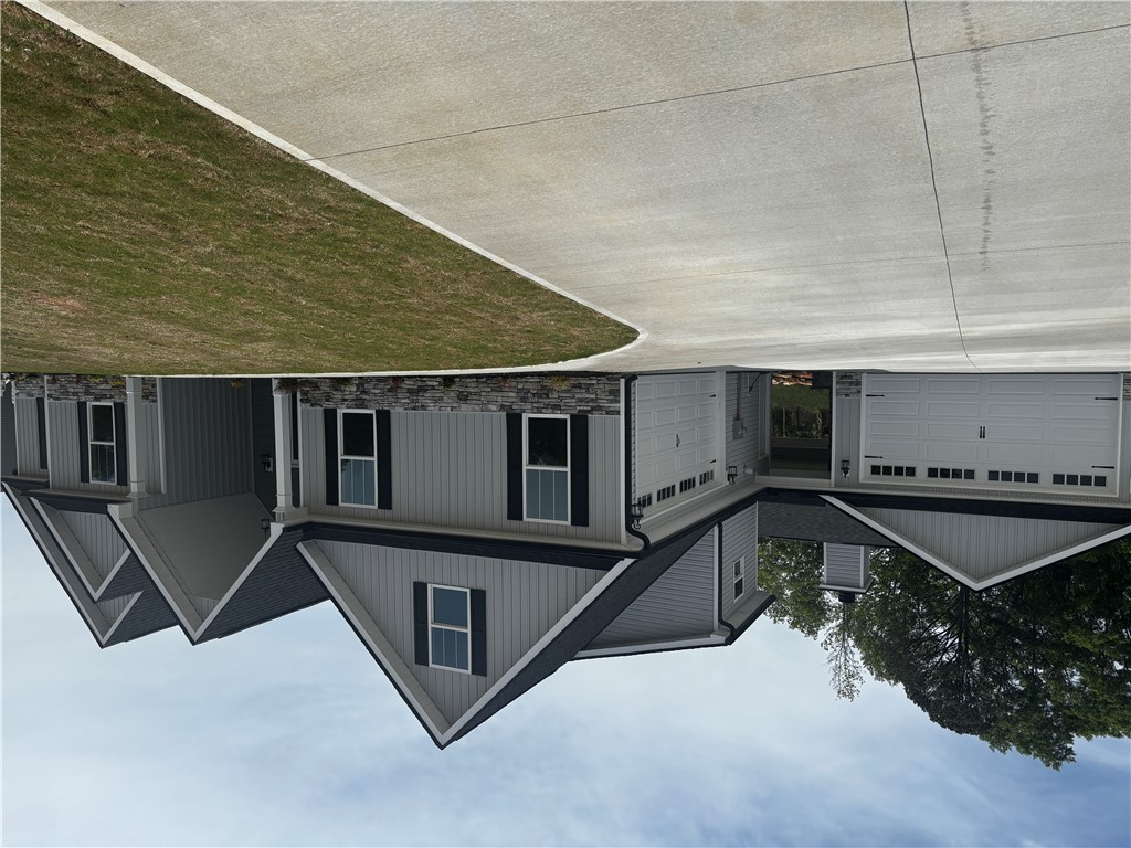 110 Hinton Farms Drive — photo