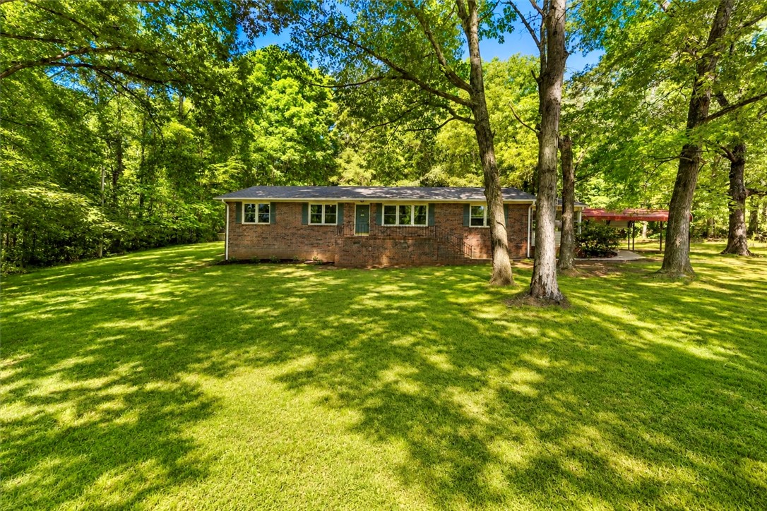 200 Pisgah Drive — photo