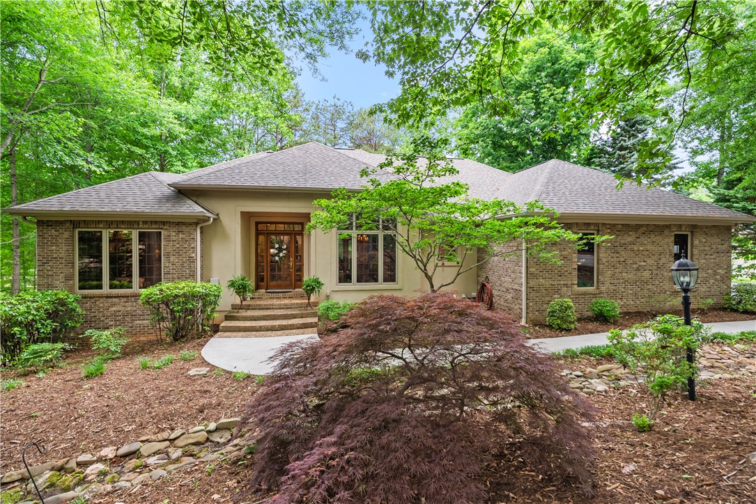411 Woodridge Drive — photo