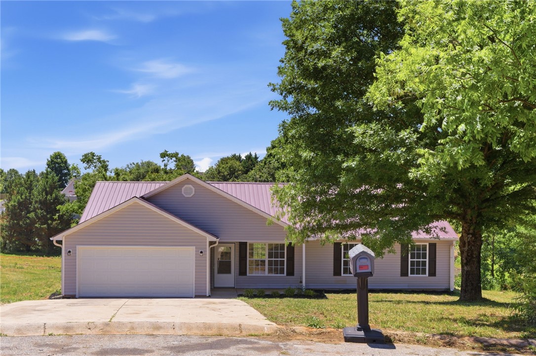 106 Duck Pond Court — photo