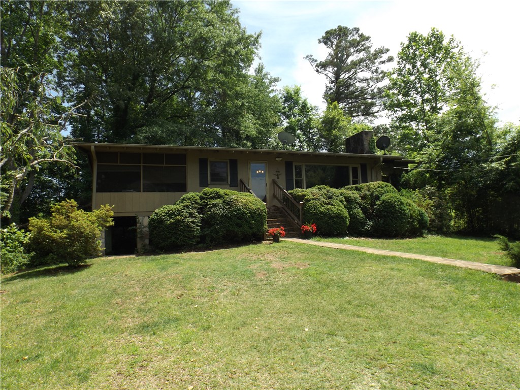 5018 Dacusville Highway — photo