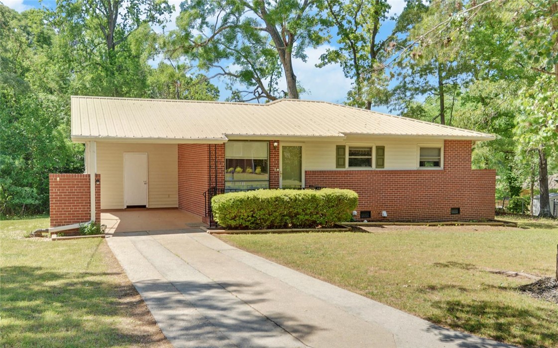60 Kelsey Drive — photo