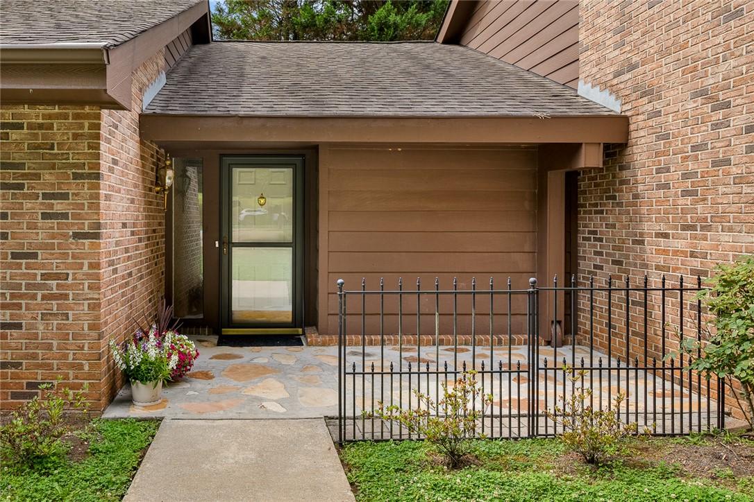 120 Downs Boulevard, Clemson, SC 29631 — photo 2