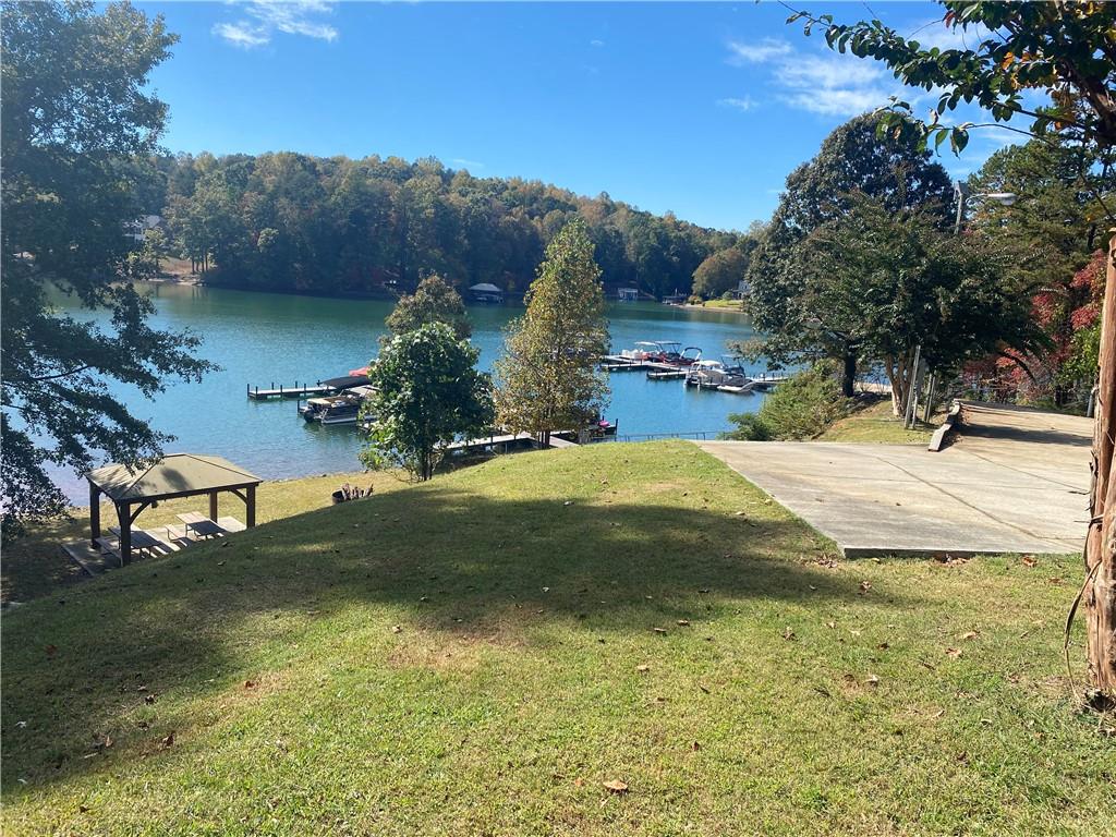 107 W Waters Edge Lane — photo