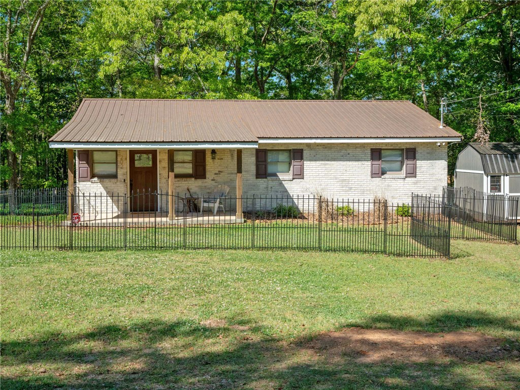 202 Forest Circle — photo