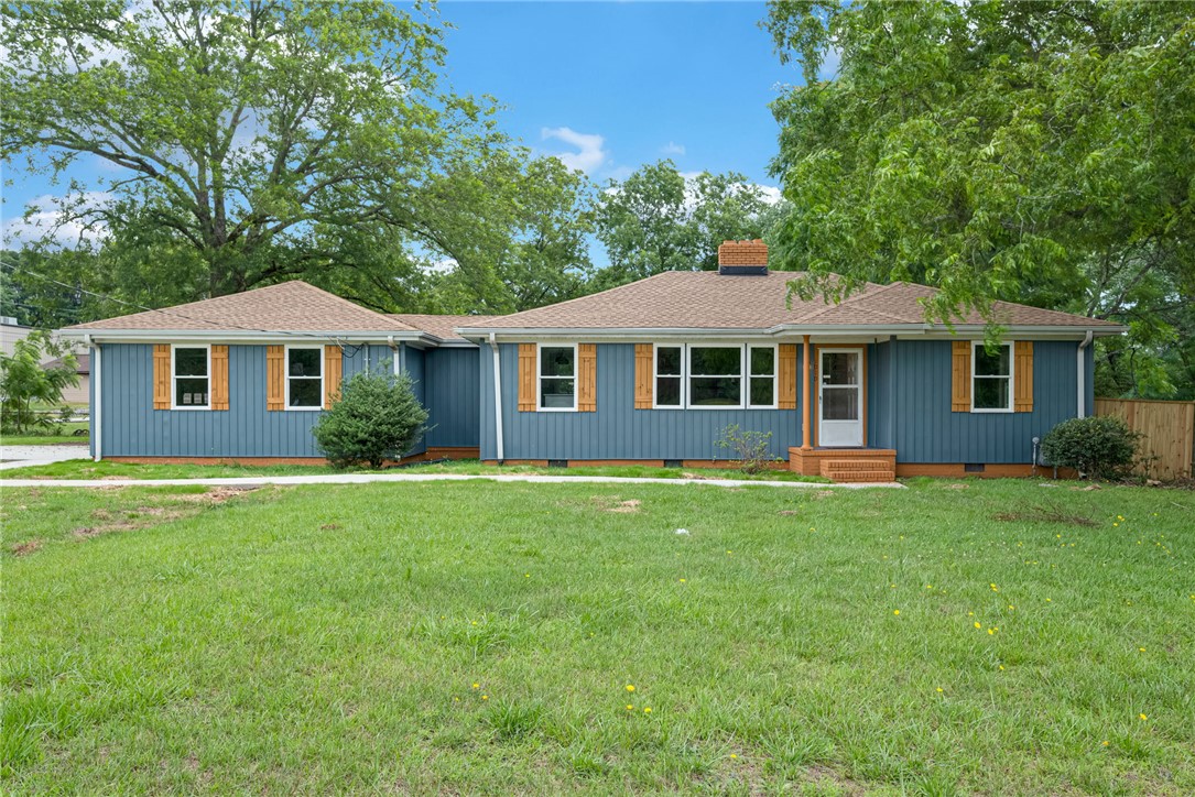1010 Log Shoals Road — photo