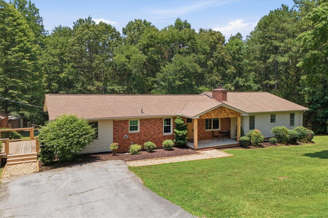 109 Lanford Drive — photo