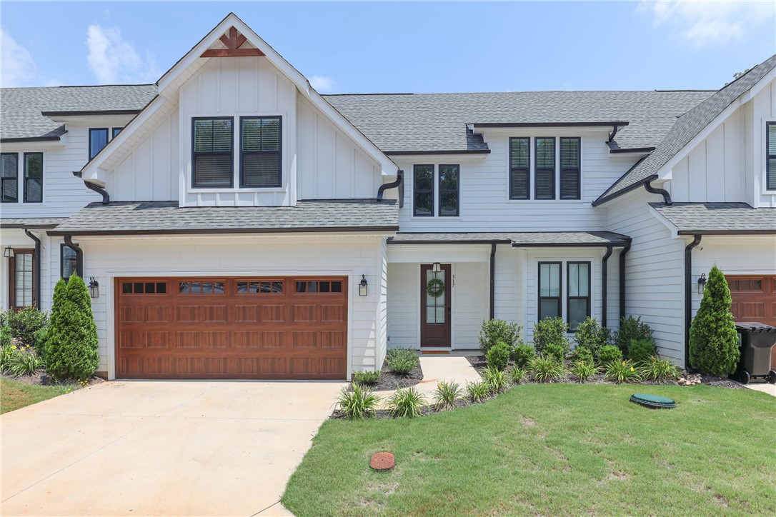 317 Breakwater Lane — photo