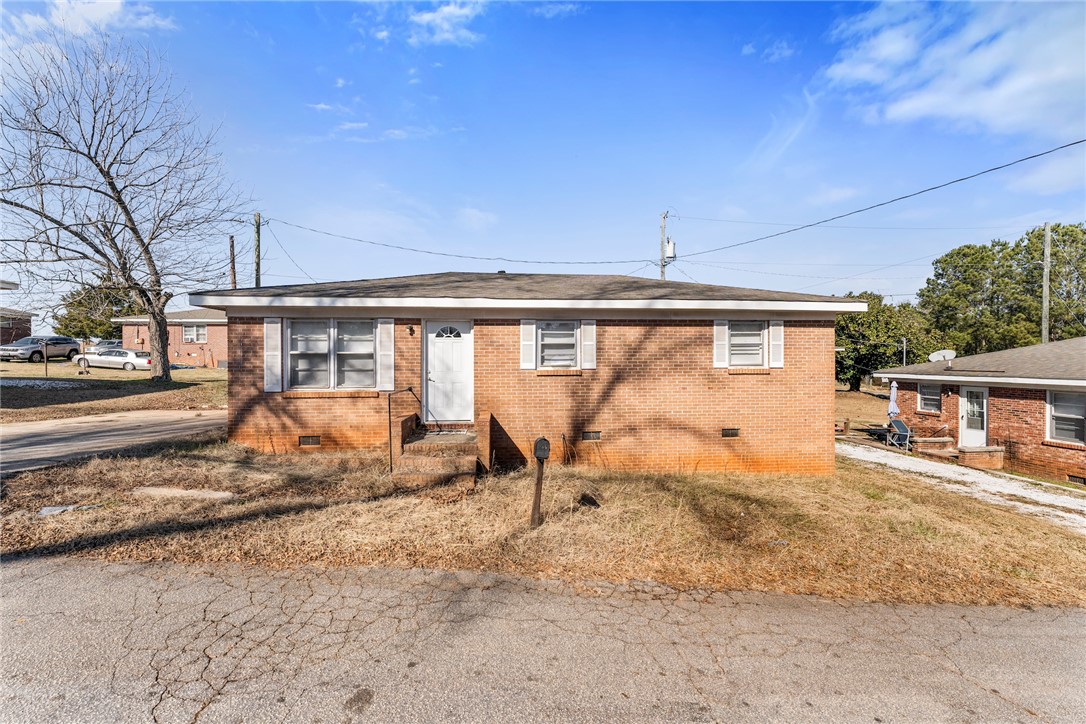 103 Linda Drive — photo