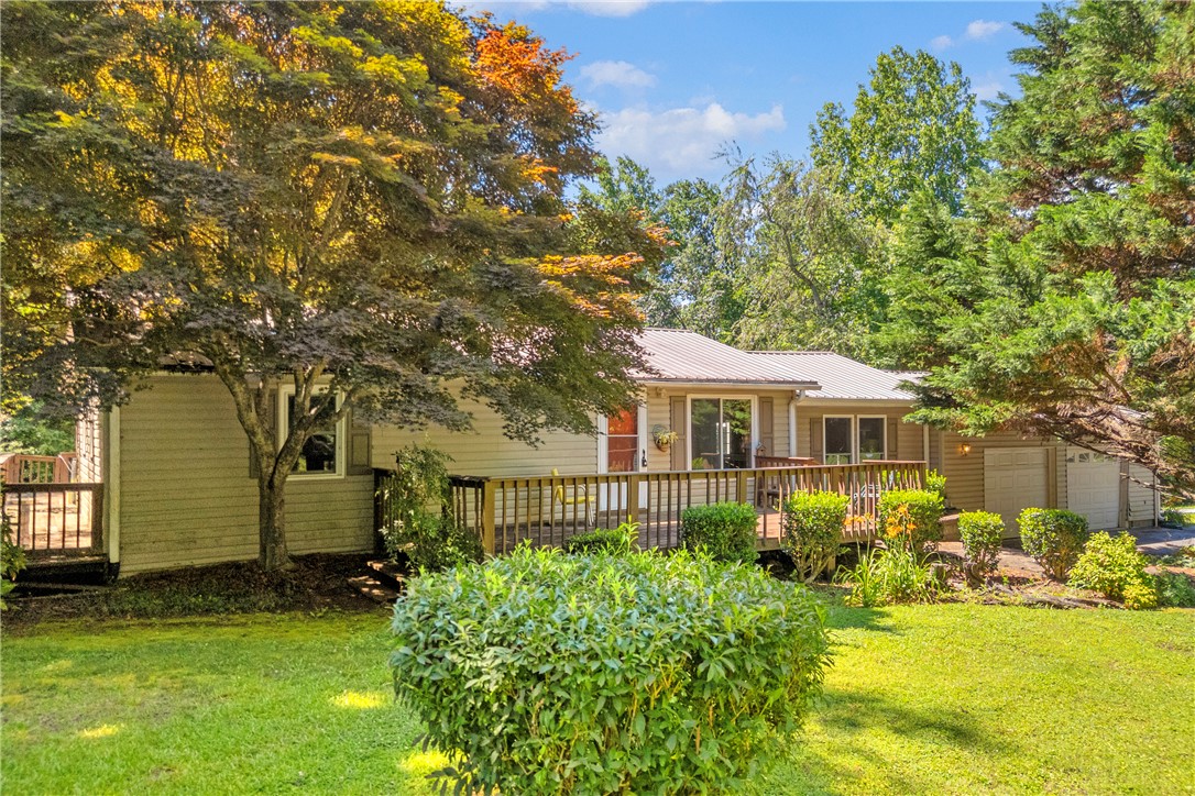 289 Crestwood Drive — photo