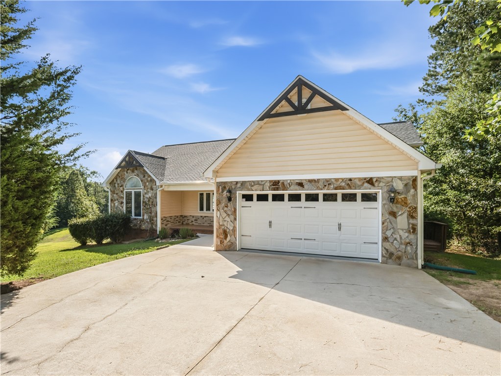 103 Fair Haven Court — photo