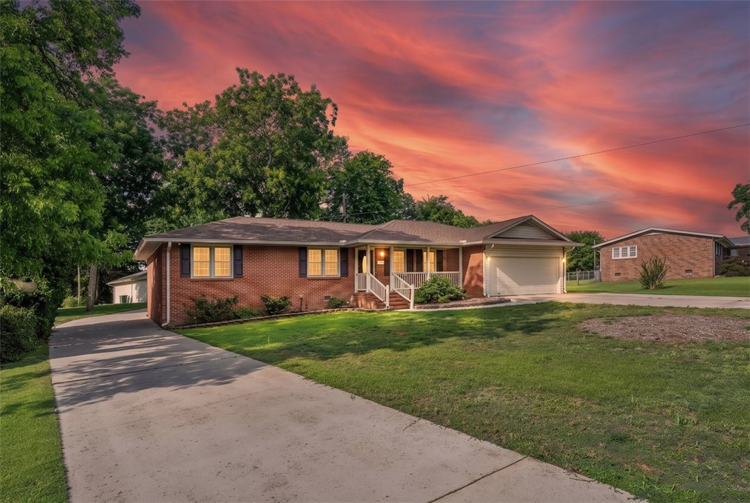 204 Maria Drive — photo