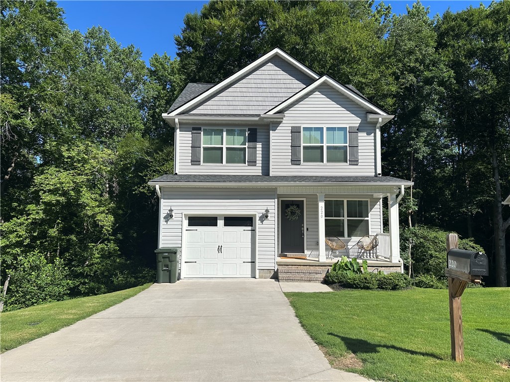 220 Joes Court — photo