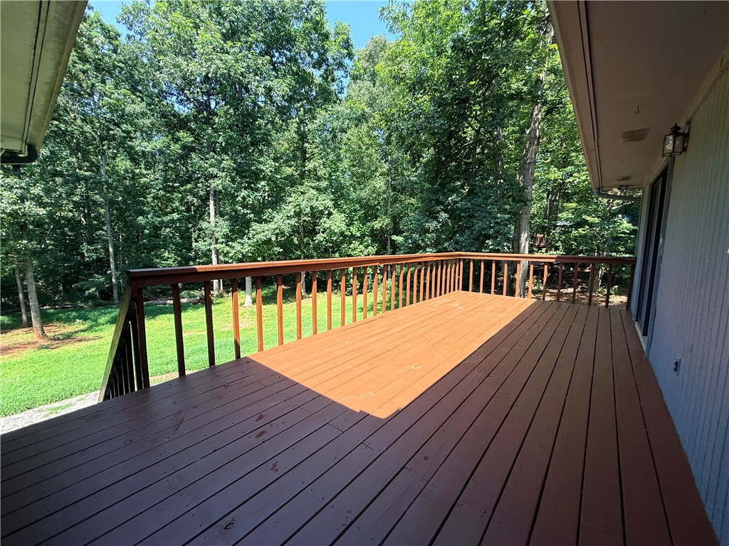 412 Hartwell Drive — photo
