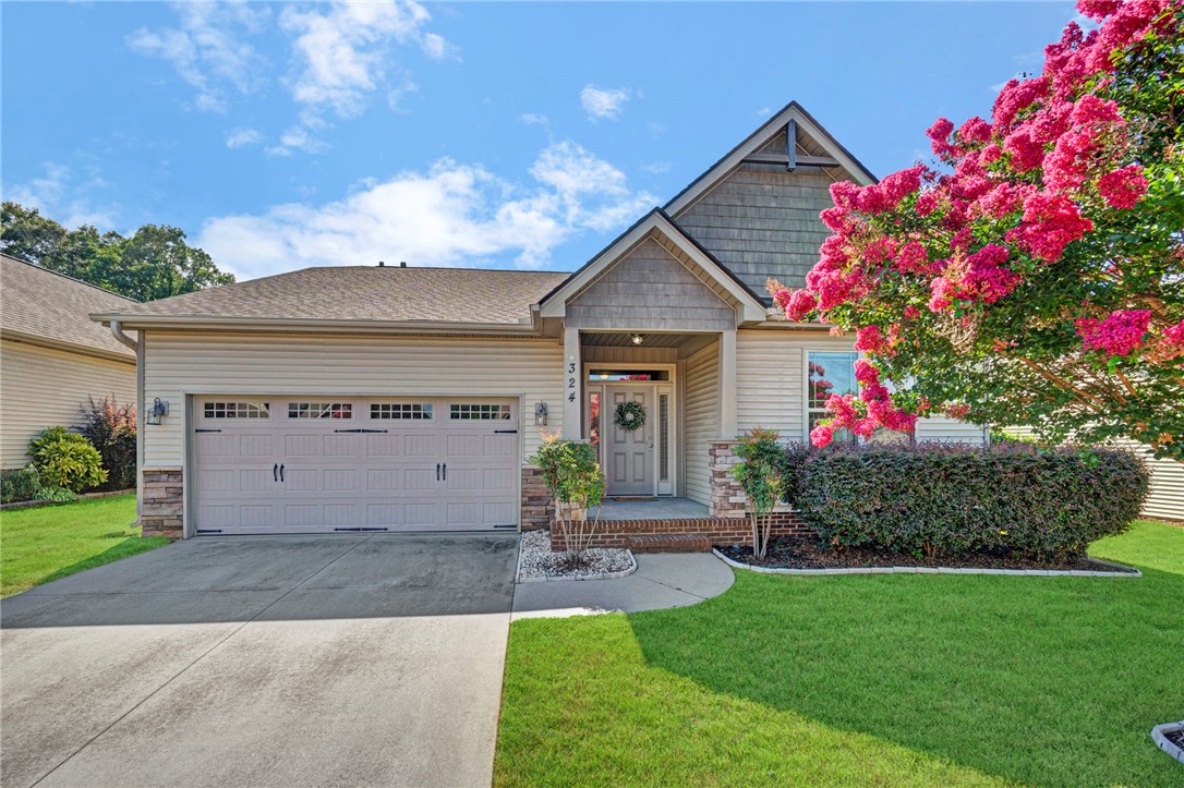 324 S Stonegate Drive — photo