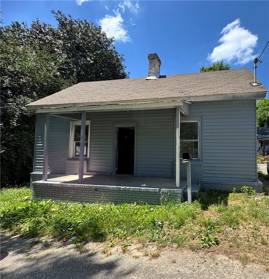 6 Riverside Street — photo