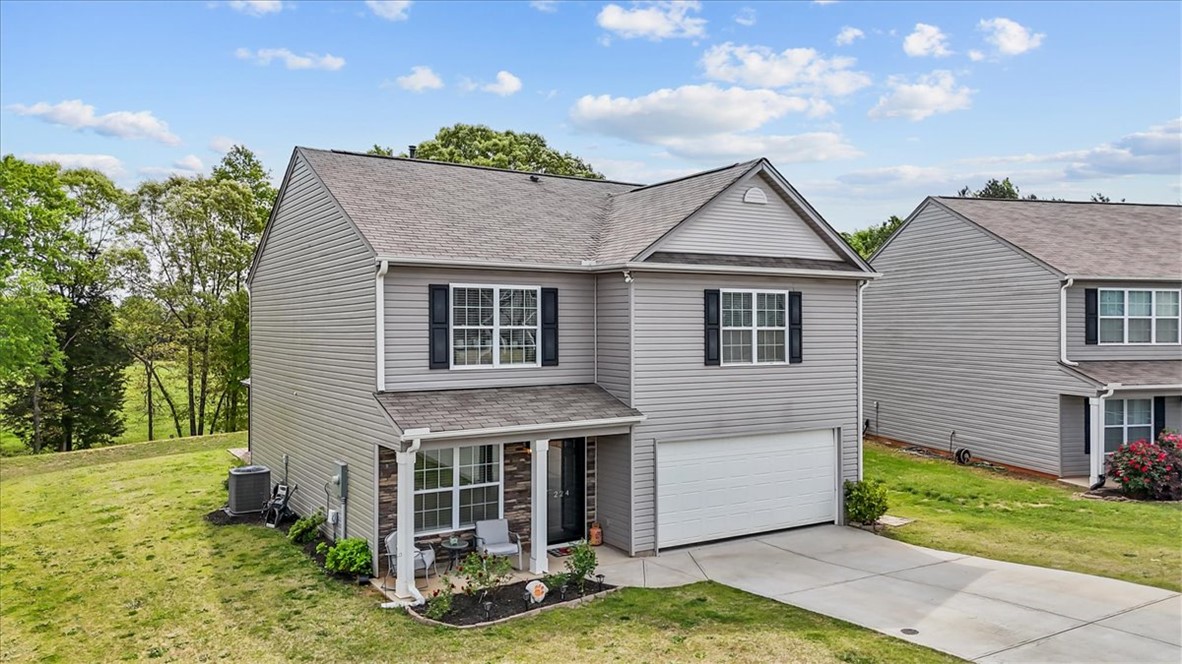 224 Hillendale Way, Pelzer, SC 29669